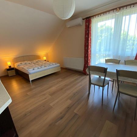 Appartamento Magyar Apartman Iii. Hajdúszoboszló Esterno foto
