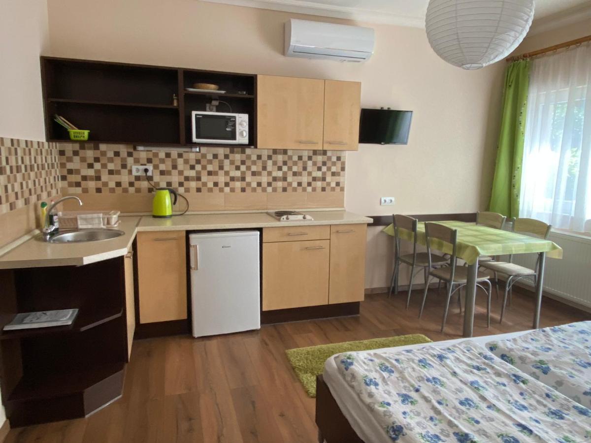 Appartamento Magyar Apartman Iii. Hajdúszoboszló Esterno foto