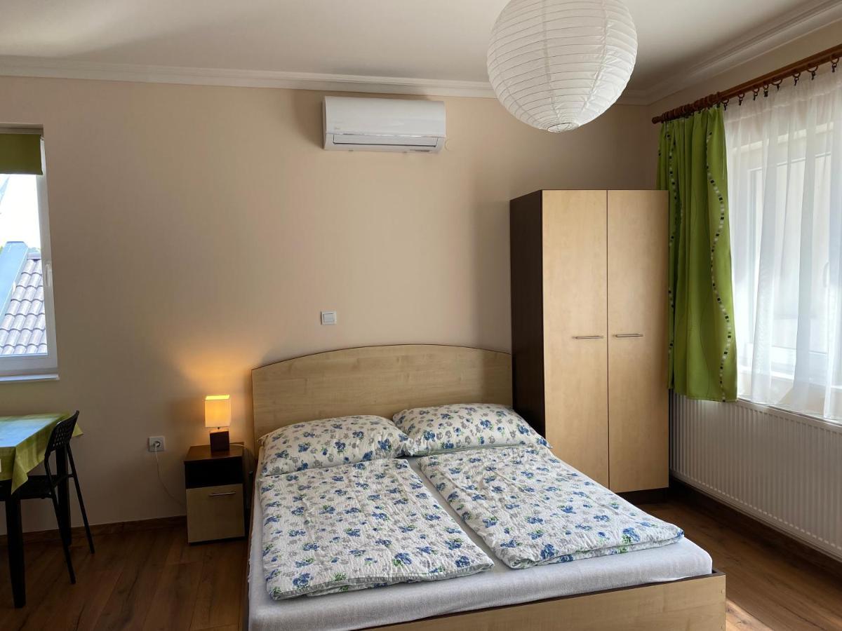 Appartamento Magyar Apartman Iii. Hajdúszoboszló Esterno foto