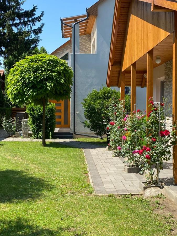 Appartamento Magyar Apartman Iii. Hajdúszoboszló Esterno foto