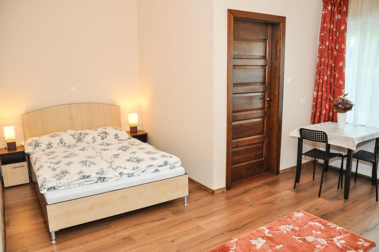 Appartamento Magyar Apartman Iii. Hajdúszoboszló Esterno foto