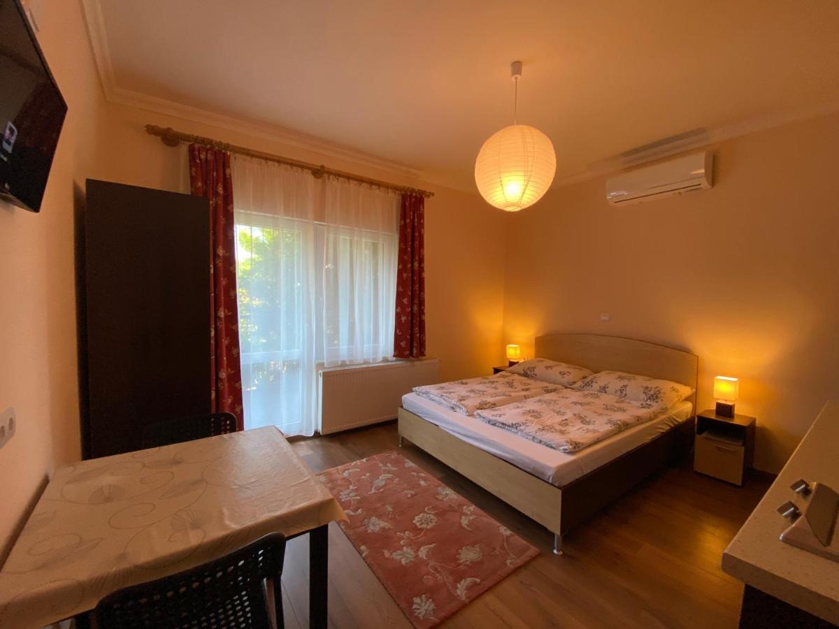 Appartamento Magyar Apartman Iii. Hajdúszoboszló Esterno foto