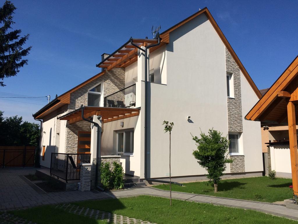 Appartamento Magyar Apartman Iii. Hajdúszoboszló Esterno foto