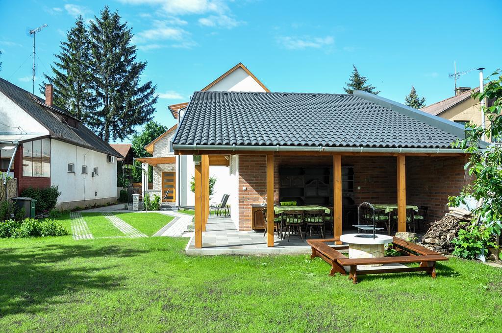 Appartamento Magyar Apartman Iii. Hajdúszoboszló Esterno foto