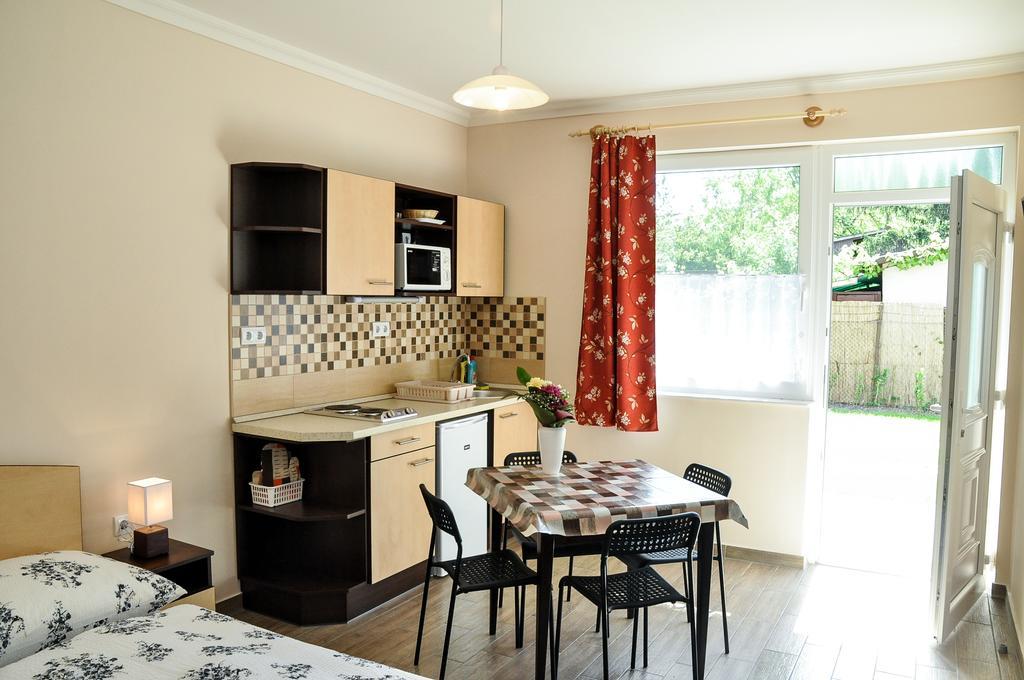 Appartamento Magyar Apartman Iii. Hajdúszoboszló Esterno foto