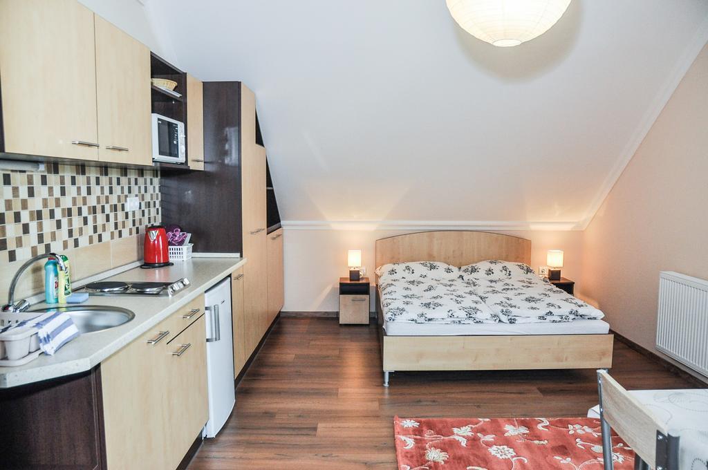 Appartamento Magyar Apartman Iii. Hajdúszoboszló Esterno foto